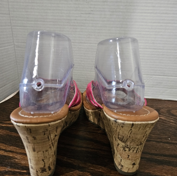 Arizona Jean Co. Cork Wedge Thong Heels (Bin8) - Picture 3 of 5